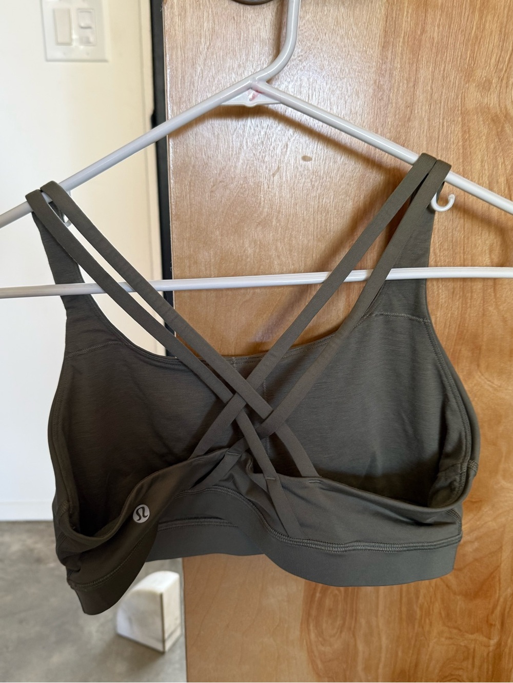 Energy Bra Lululemon Green Size 10 - Picture 2 of 5